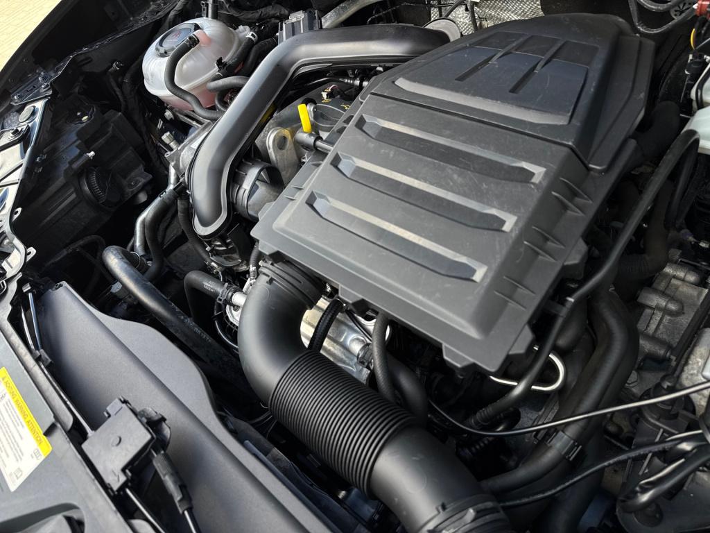Audi Q2 30 tfsi design * camera * carplay * clima