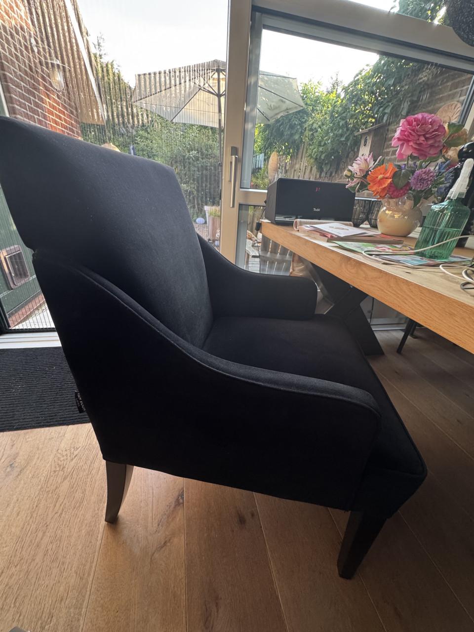 3 zwart velvet eettafelstoelen