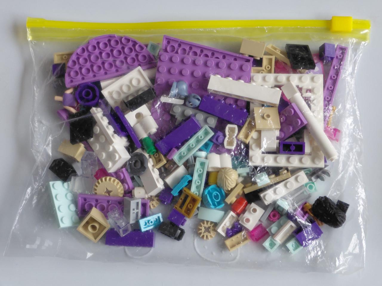 LEGO