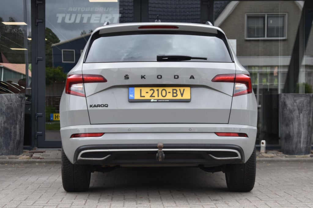 Skoda Karoq 1.5 tsi act sportline | trekhaak | canton | virtual cockpit | a