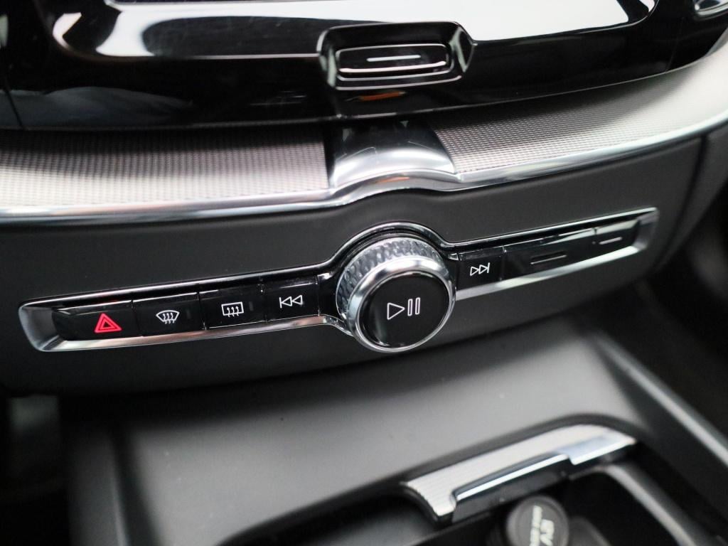 Volvo XC60 t6 recharge geartronic r-design automaat | panorama dak | naviga