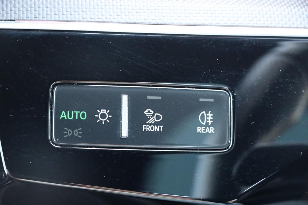 Audi E-tron sportback 55 quattro black edition 95 kwh s-line 408pk