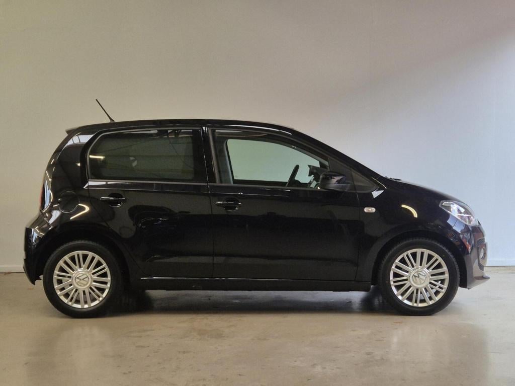 Volkswagen UP! 1.0 high up! / leren bekleding / cruisecontrol