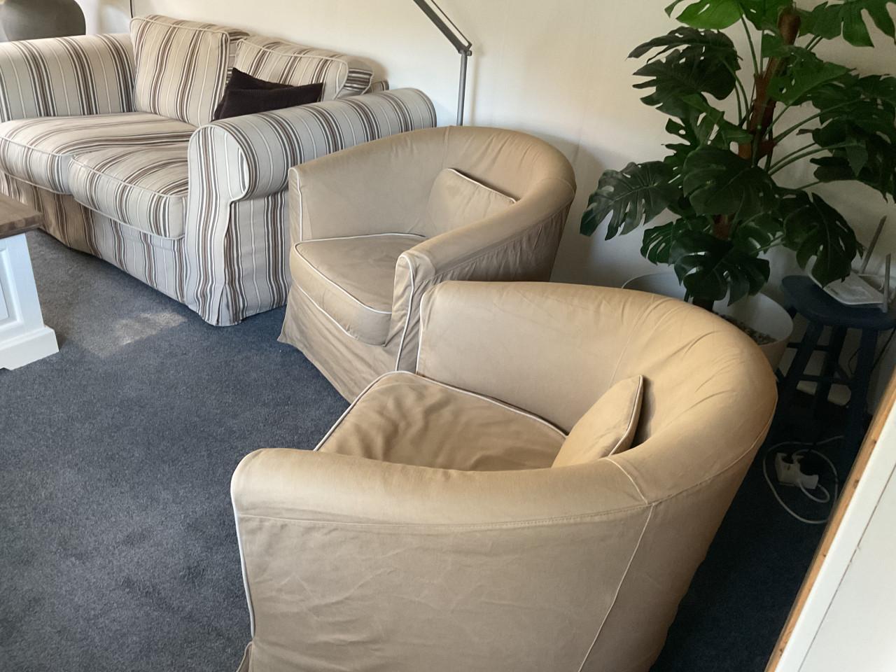 Ikea Tullsta fauteuil beige en zwarte  afneembare hoezen