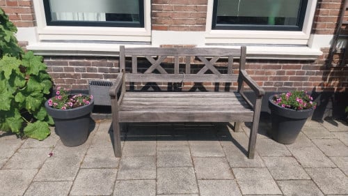 Gratis af te halen: houten tuinbank