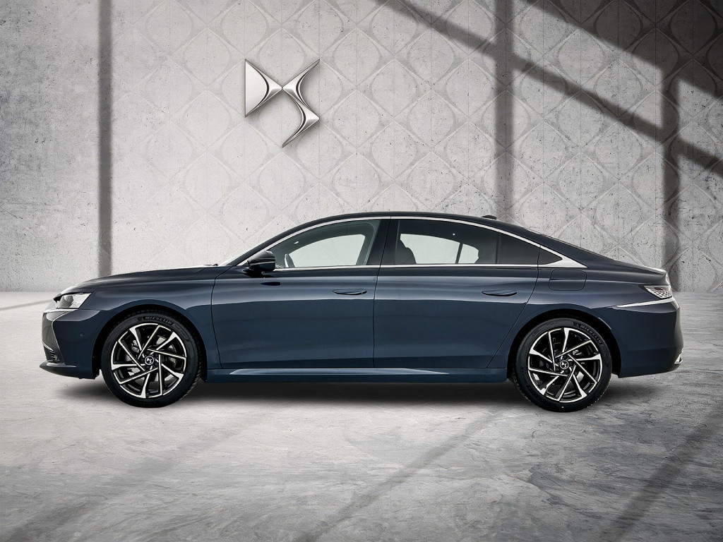 Ds Ds 9 e-tense rivoli+ 250 | rijklaar | lounge achterbank |