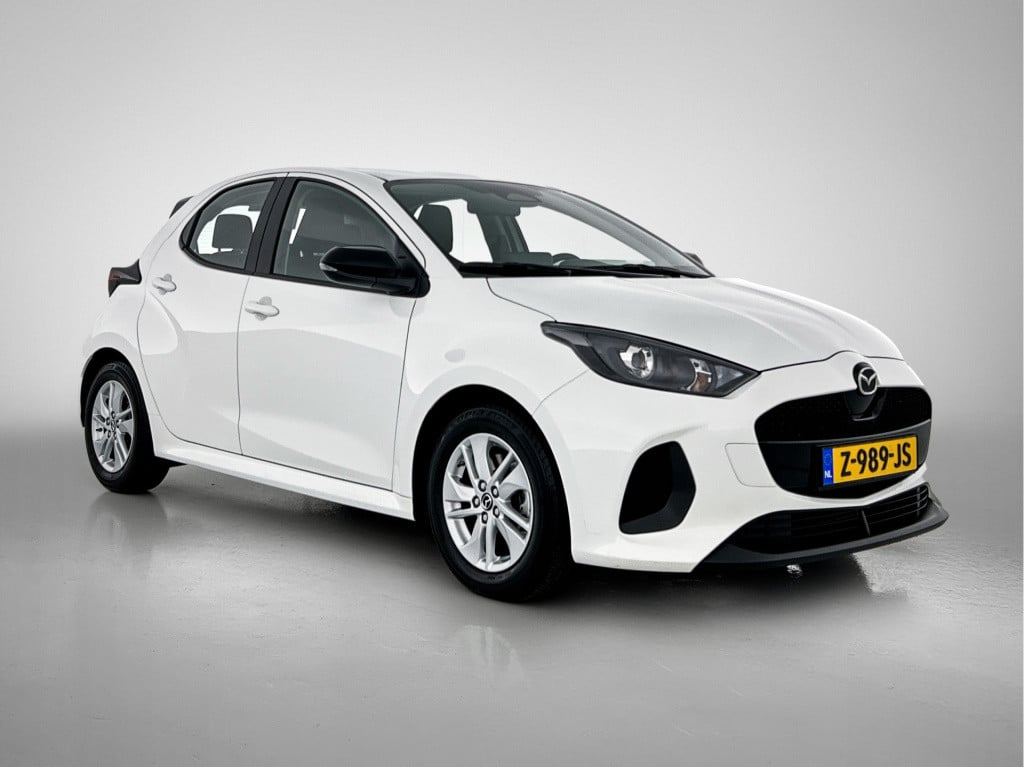 Mazda 2 Hybrid 1.5 centre-line
