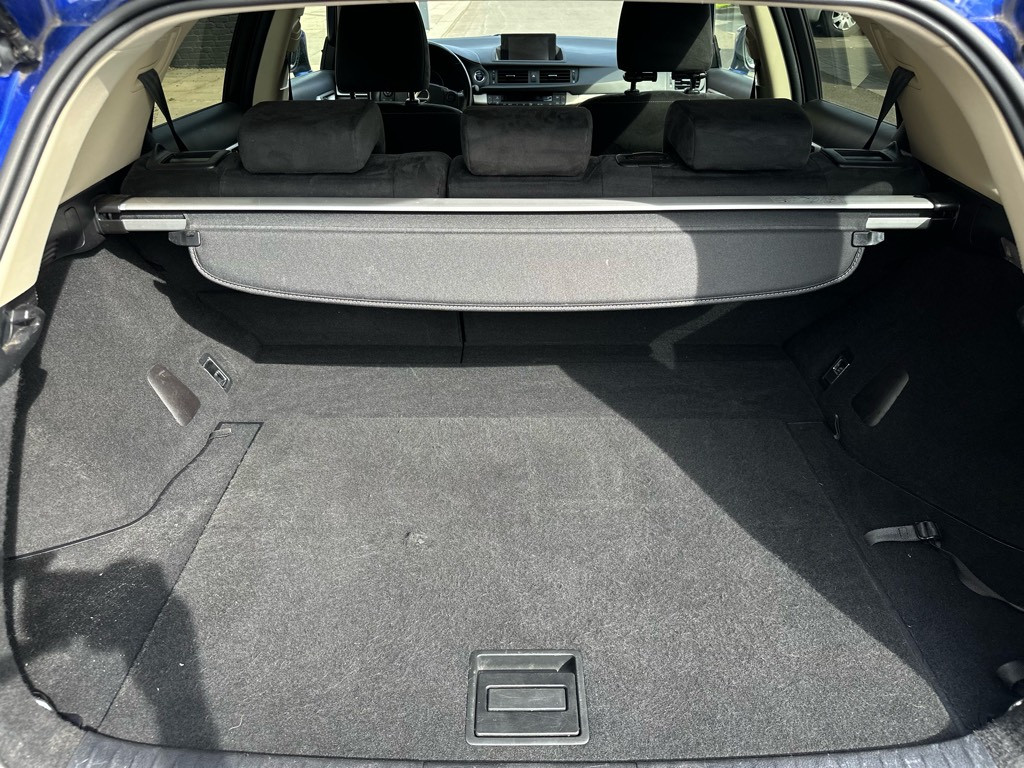 Lexus Ct 200h 25th edition