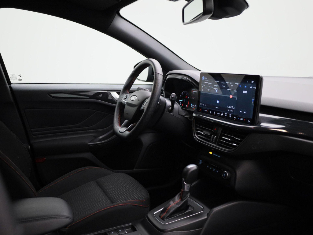 Ford Focus st line | automaat | climate control | cruise control | winterpa