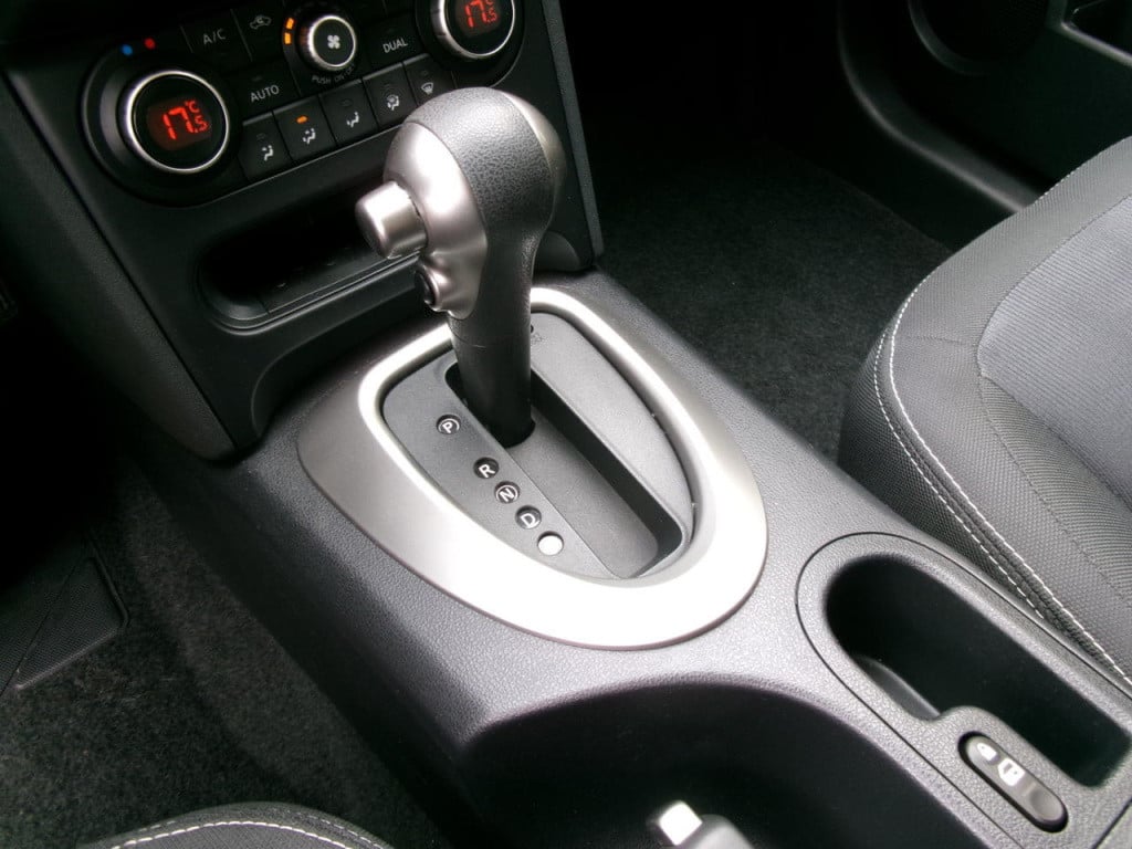 Nissan Qashqai 1.6 acenta airco, nav., camera, trekhaak, pdc