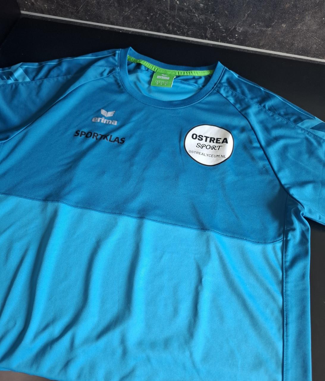Ostrea gymshirt + sportklas shirt, maat S
