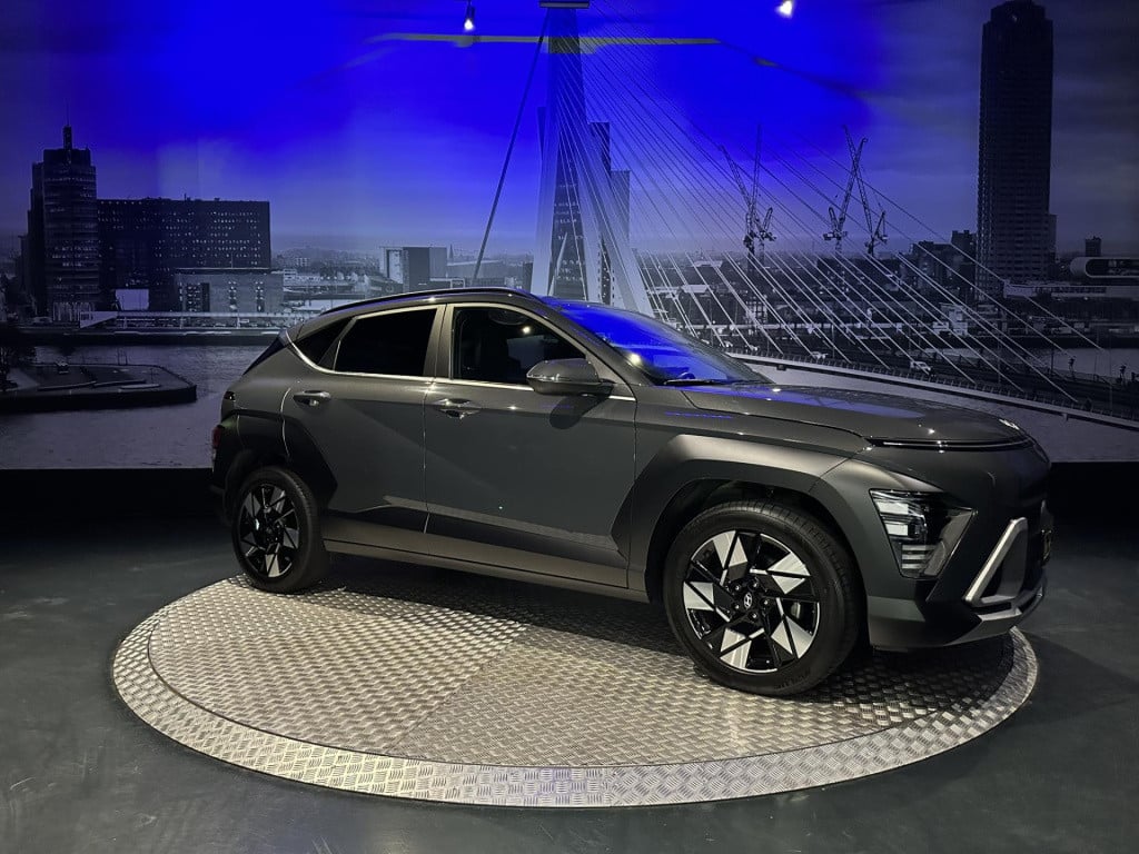 Hyundai Kona 1.6 gdi hev comfort smart *apple/android*camera*