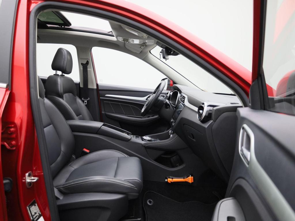 MG Zs Ev mg luxury 45 kwh | automaat | panoramadak | leder | navigatie | ai