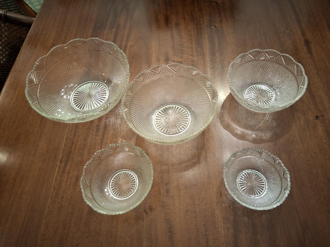 Set van 5 Glazenschalen.