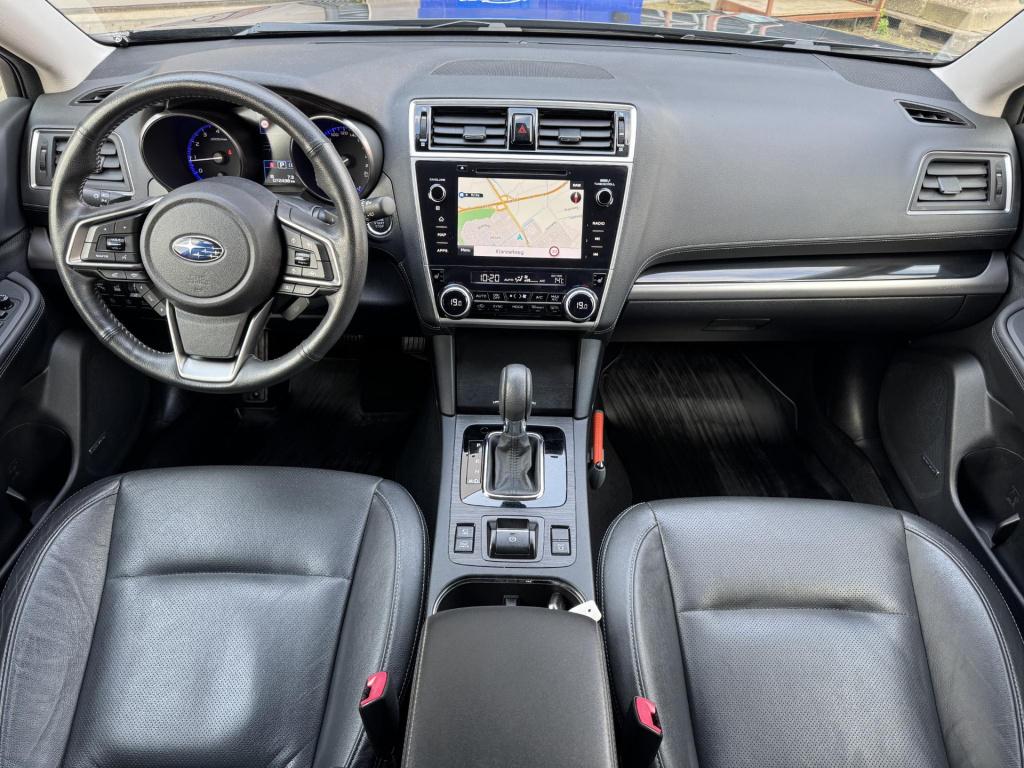 Subaru Outback 2.5i premium nl-auto incl. trekhaak afneembaar!