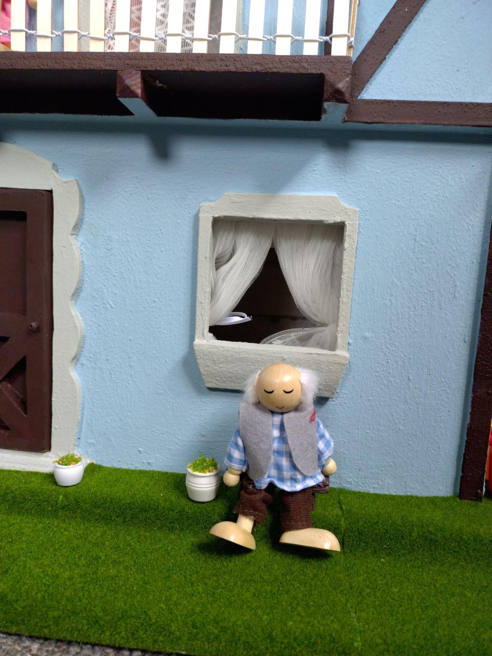 Leuk en groot houten poppenhuis inclusief meubels en poppen 80 x 80