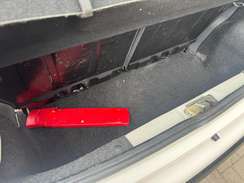 Peugeot 107 1.0-12v xs/nap/apk/airco/