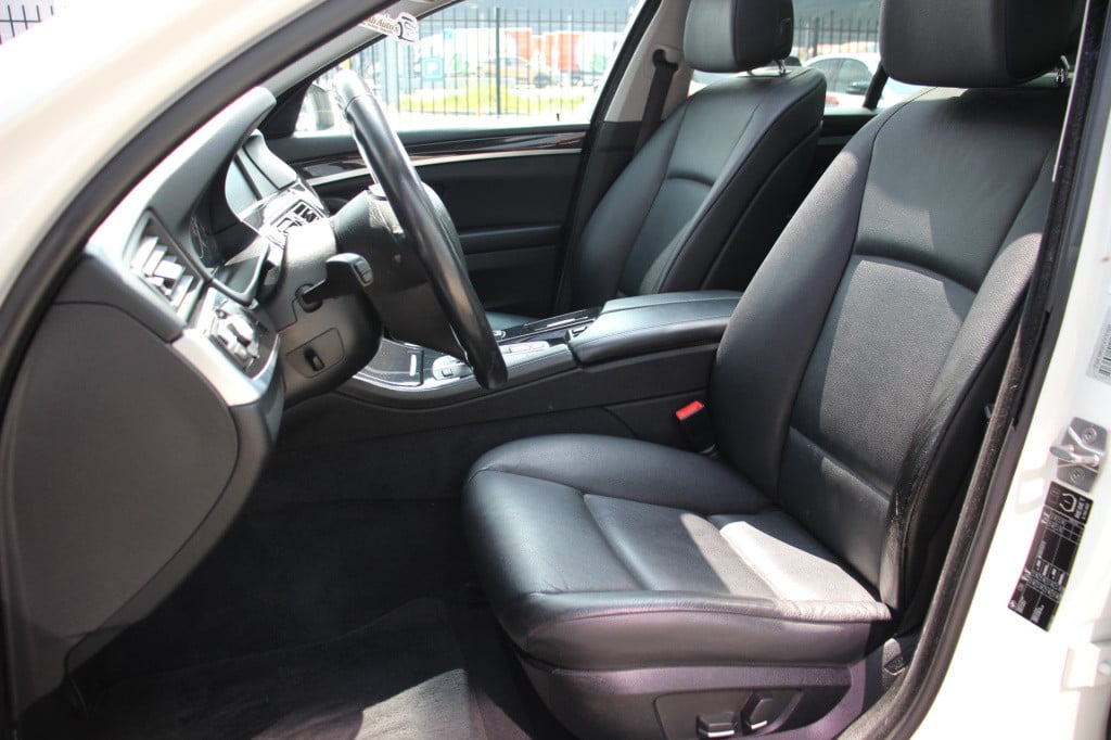BMW 5 Serie touring 523i high executive | leder | memory | pano | dealer on