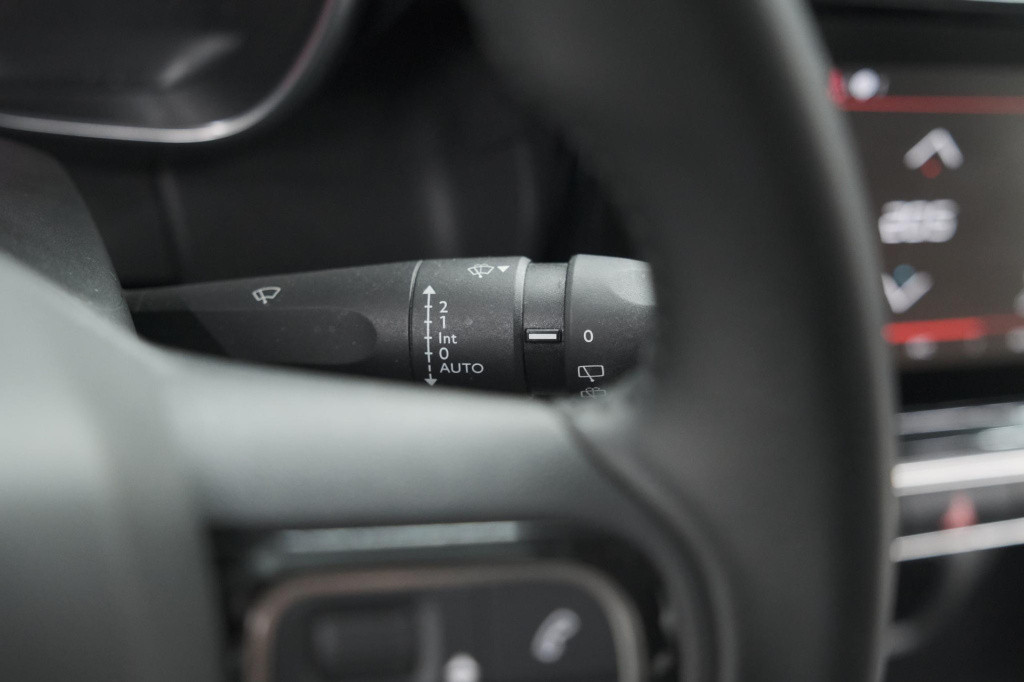 Citroen C3 Aircross puretech 110 shine | navigatie | parkeersensoren | clim