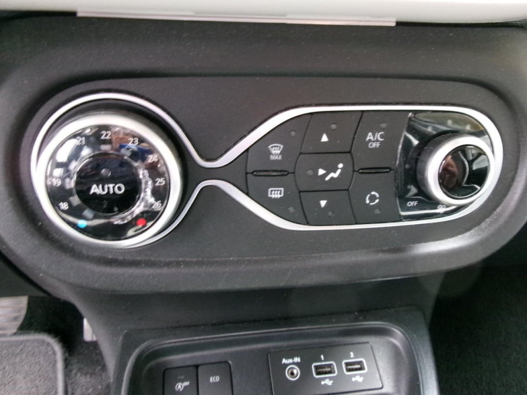 Renault Twingo 0.9 tce intens automaat, carplay, airco, pdc