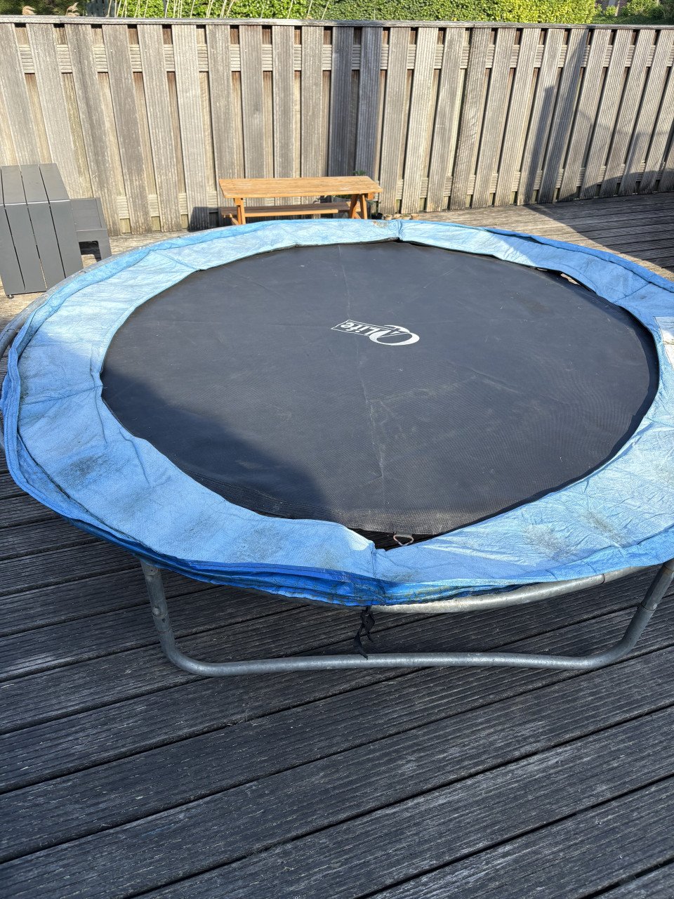 Trampoline