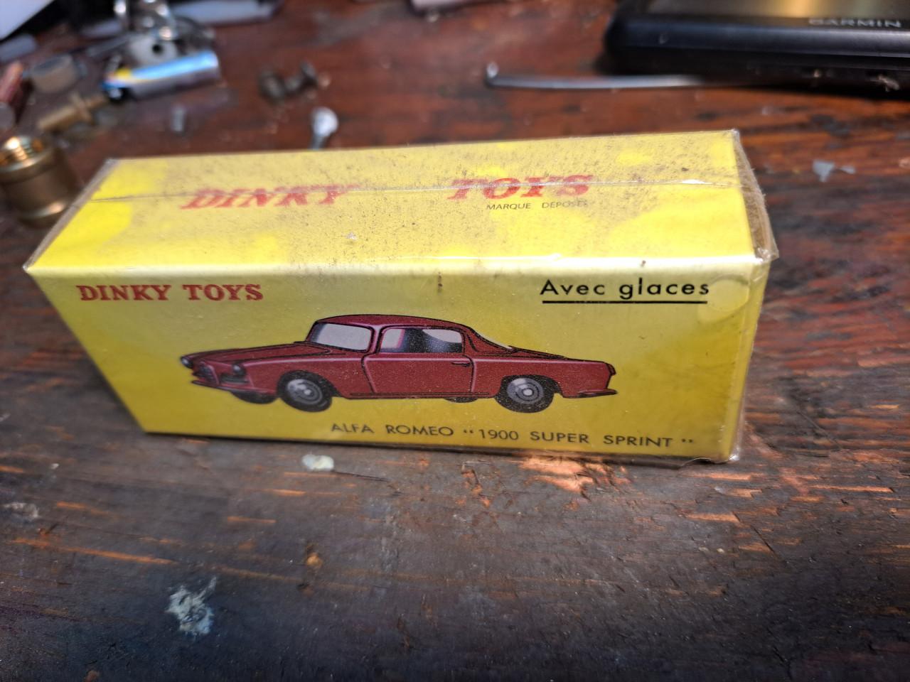 Dinky toys Alfa 1900 sprint o.v.p.