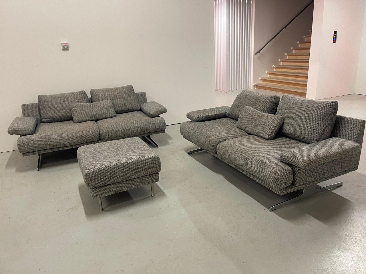 GRATIS LEVERING HEEL NL Montel Grijs Stoffen Bankstel