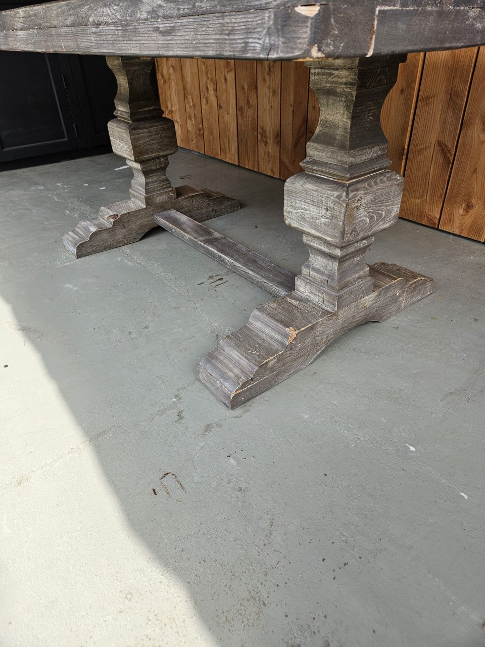 Klooster tafel