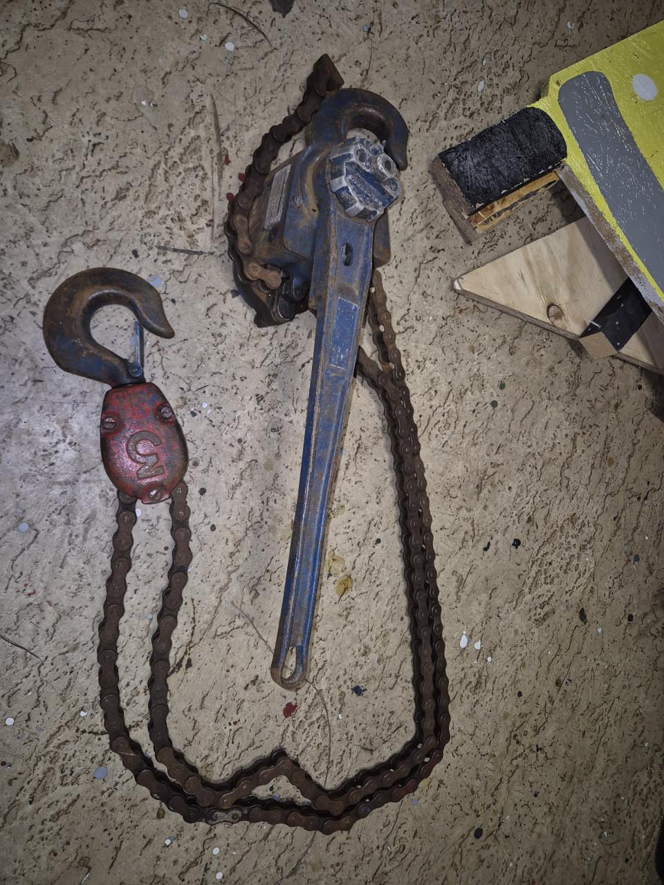 Zware kettingtakel 3 ton - Werkend