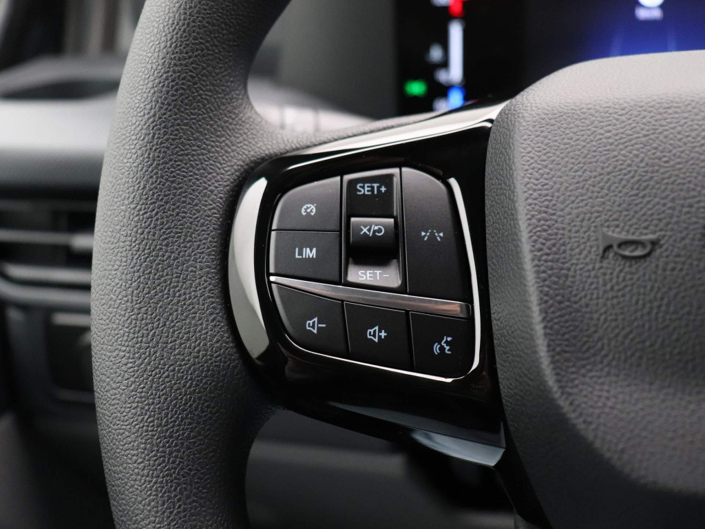 Ford Transit Custom 300 2.0 tdci l2h1 trend 136 pk | apple carplay /android