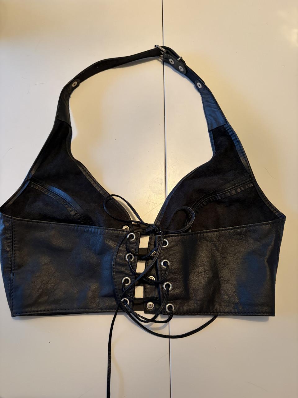 Leren rok en top inclusief masker en halsband