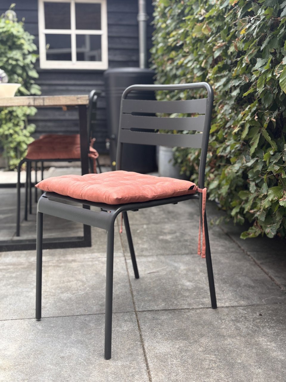 Stalen tuinstoelen