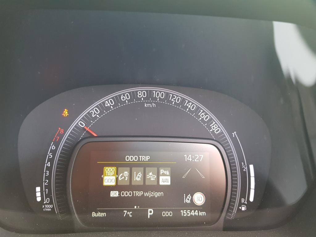 Toyota Aygo x 1.0 vvt-i automaat premium