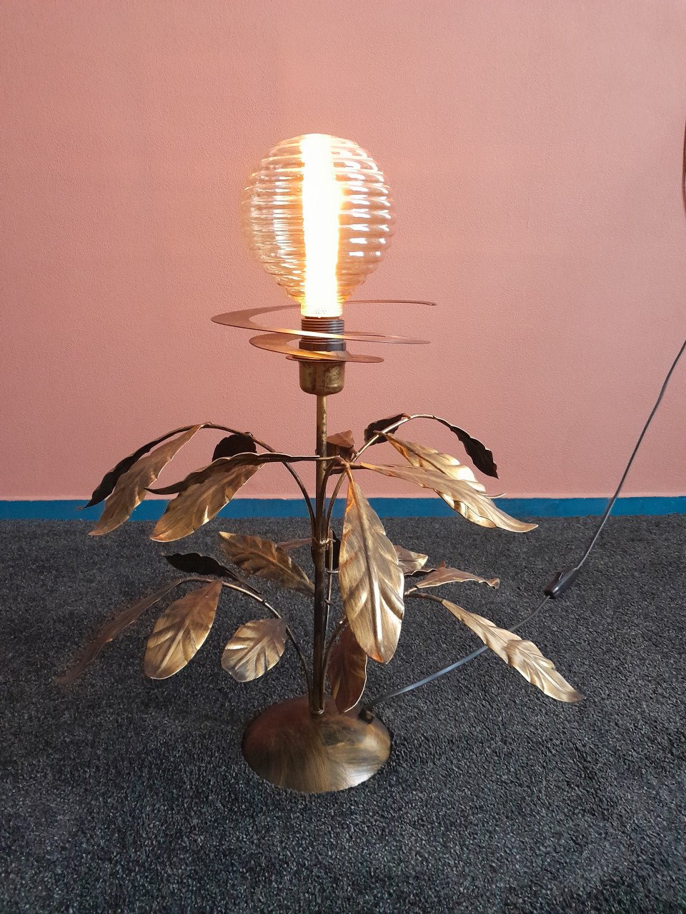 Klassieke Tafellamp met led kooldraad