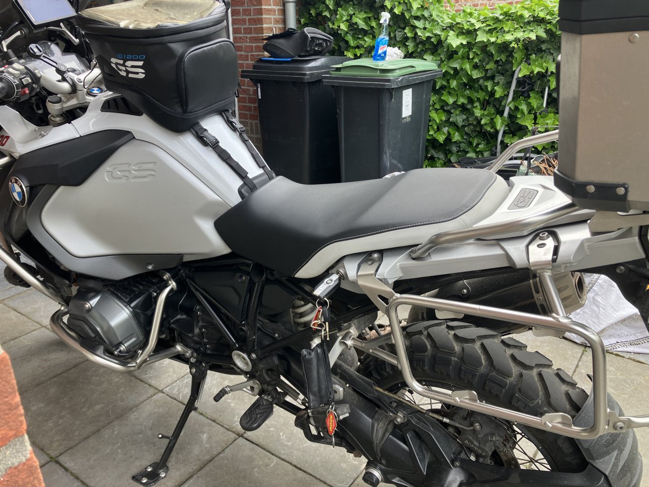 BMW Rally zadel R1200GS LC-1250GS  en Adventure vanaf 2014-2025 als nieuw