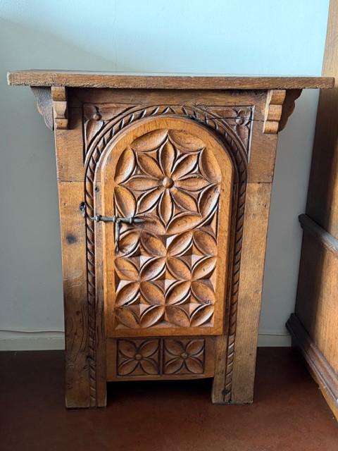 Spaans 17de eeuws kastje/Halkastje