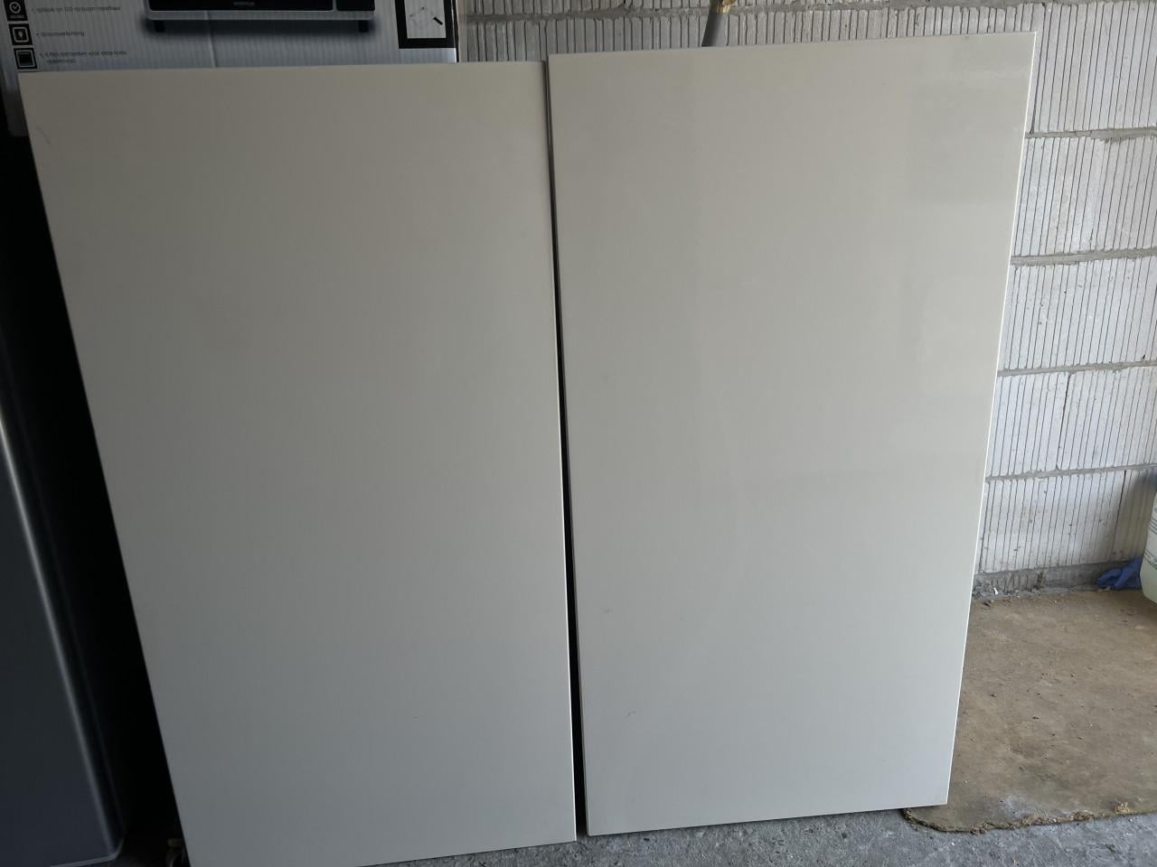 ATAG inbouw Nofrost vrieskast 102x54 cm. Inhoud vriezer 110 liter