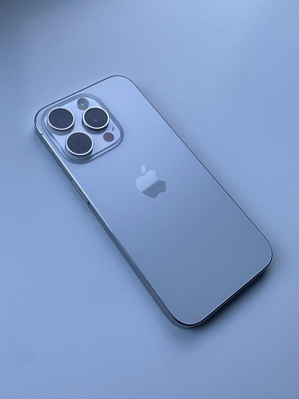 IPhone 15 Pro - 256 gb