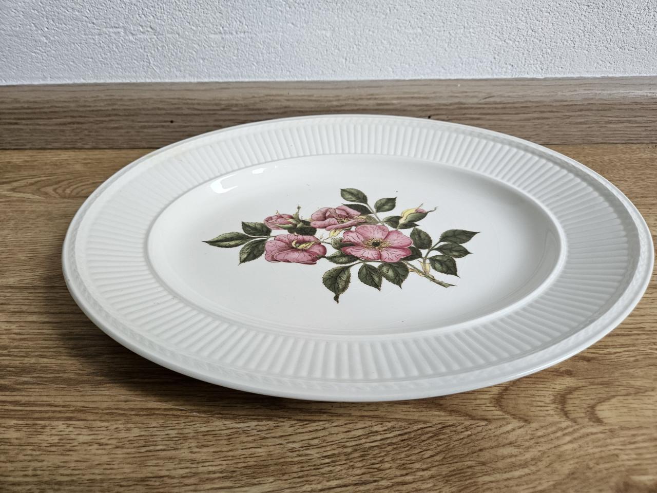 Wedgwood Biar Rose ovalen schaal