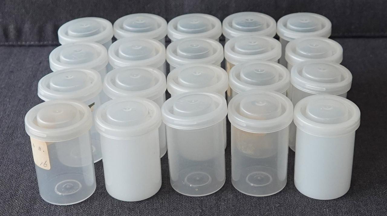 Originele fotorolletjes containers voor oa geocache, kralen