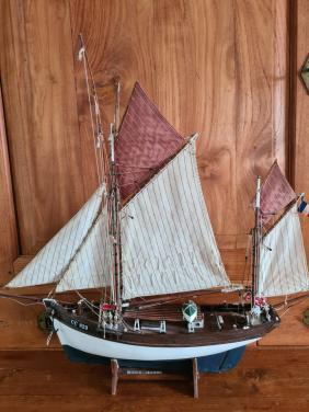 Zeer mooi gedetailleerd model van een zeilboot, type CC 829