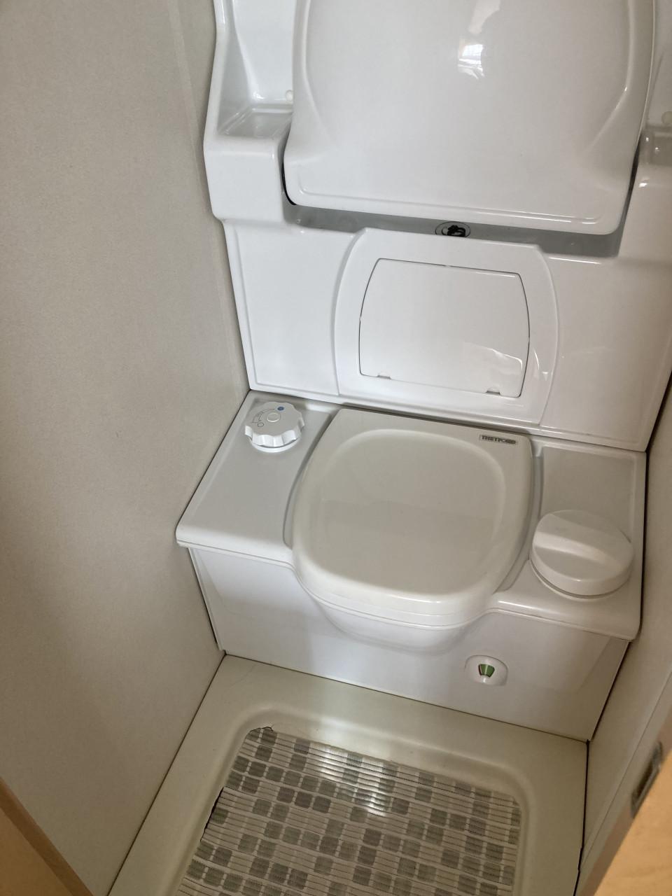 Nieuwstaat verkerende Delta uit 2001 - Truma kachel - Voortent