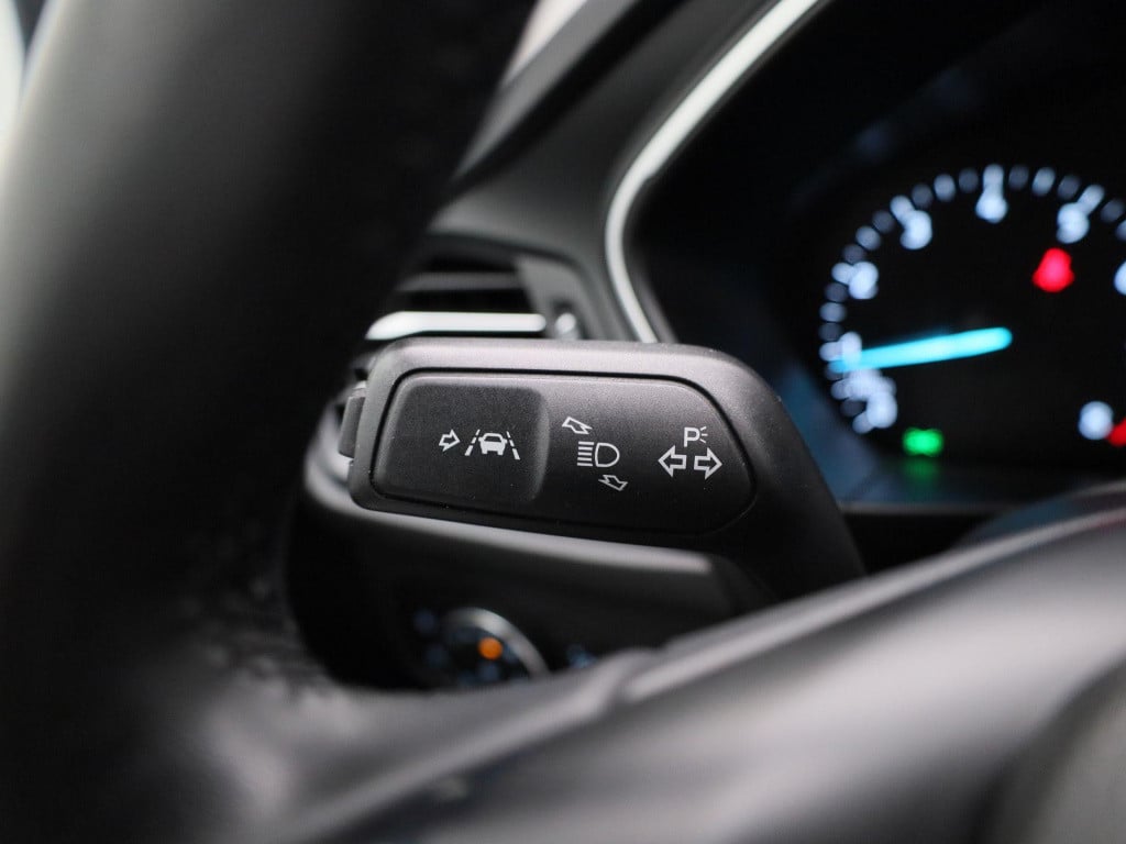 Ford Focus wagon 1.0 ecoboost hybrid trend edition business | navigatie | a