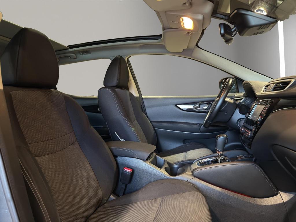 Nissan Qashqai 1.2 connect edition automaat | camera | panoramadak | navi |