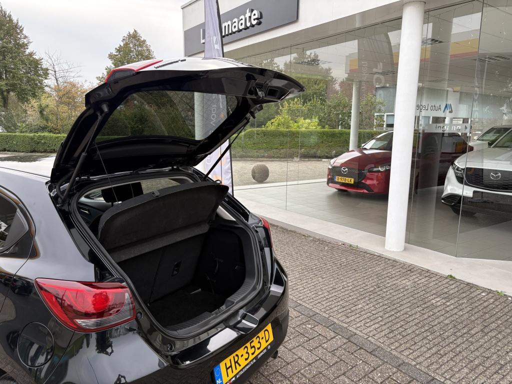 Mazda 2 1.5 skyactiv-g ts+ stoelverwarming cr.ctrl 16"velgen