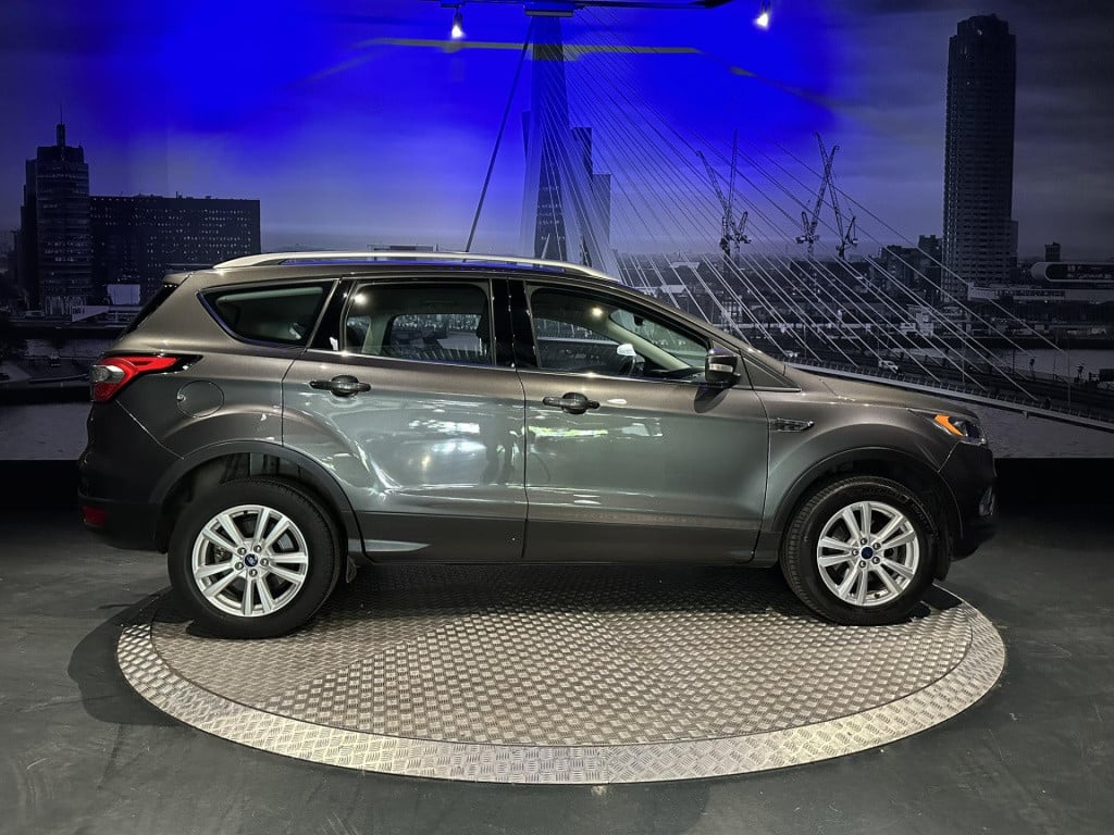 Ford Kuga 1.5 ecoboost trend ultimate *navi*trekhaak*