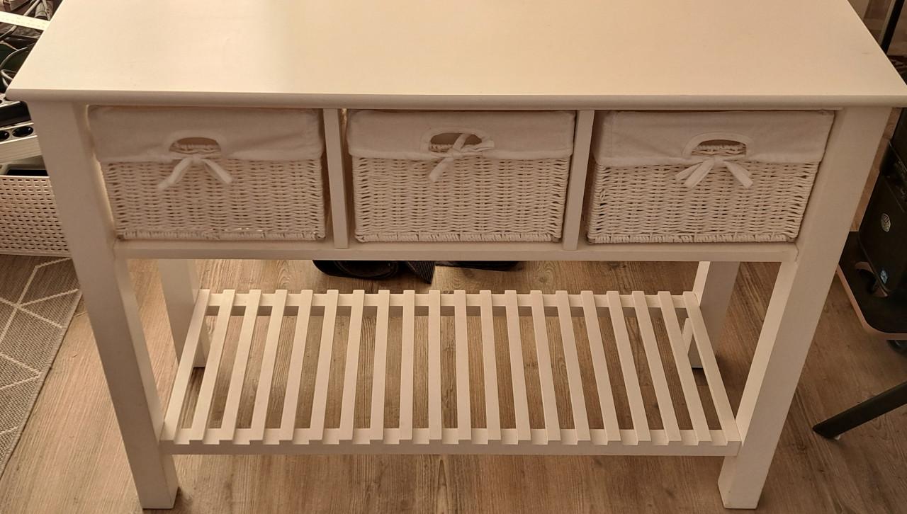 Haltafel met 3 manden en schoenenrek