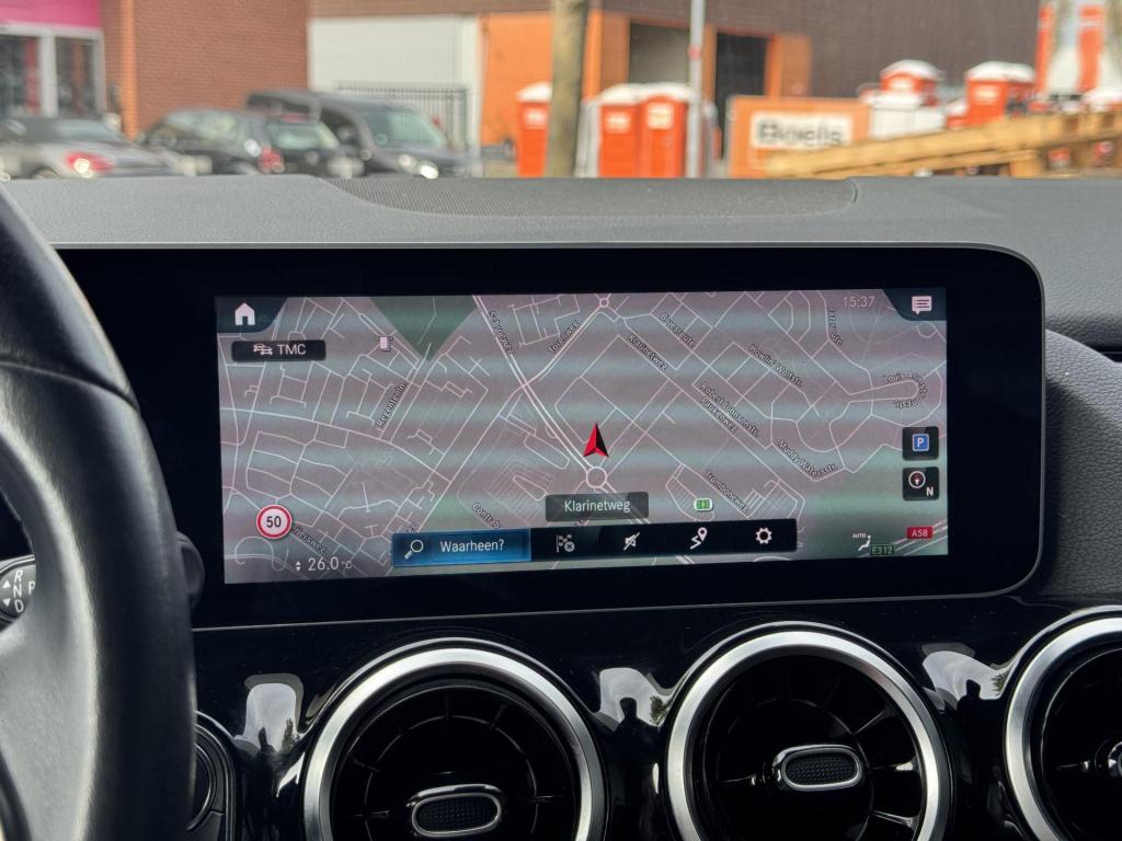 Mercedes-Benz B-Klasse 180 business solution incl. trekhaak afneembaar!