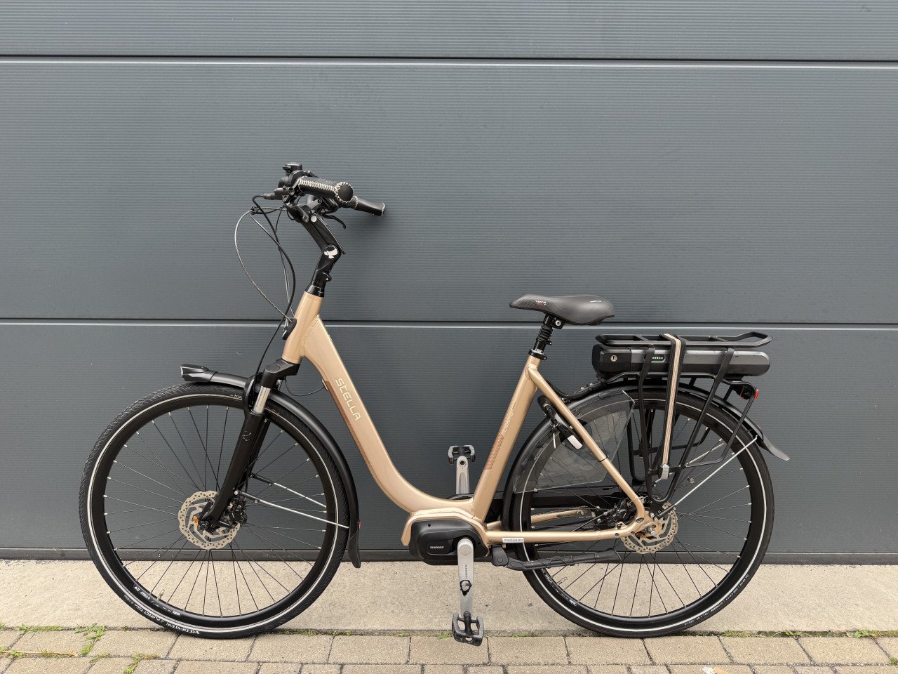 Stella Livorno middenmotor elektrische fiets 400WH