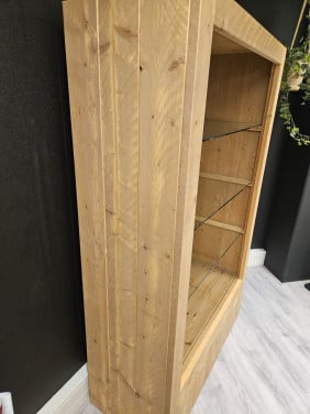 Te Koop houten kast